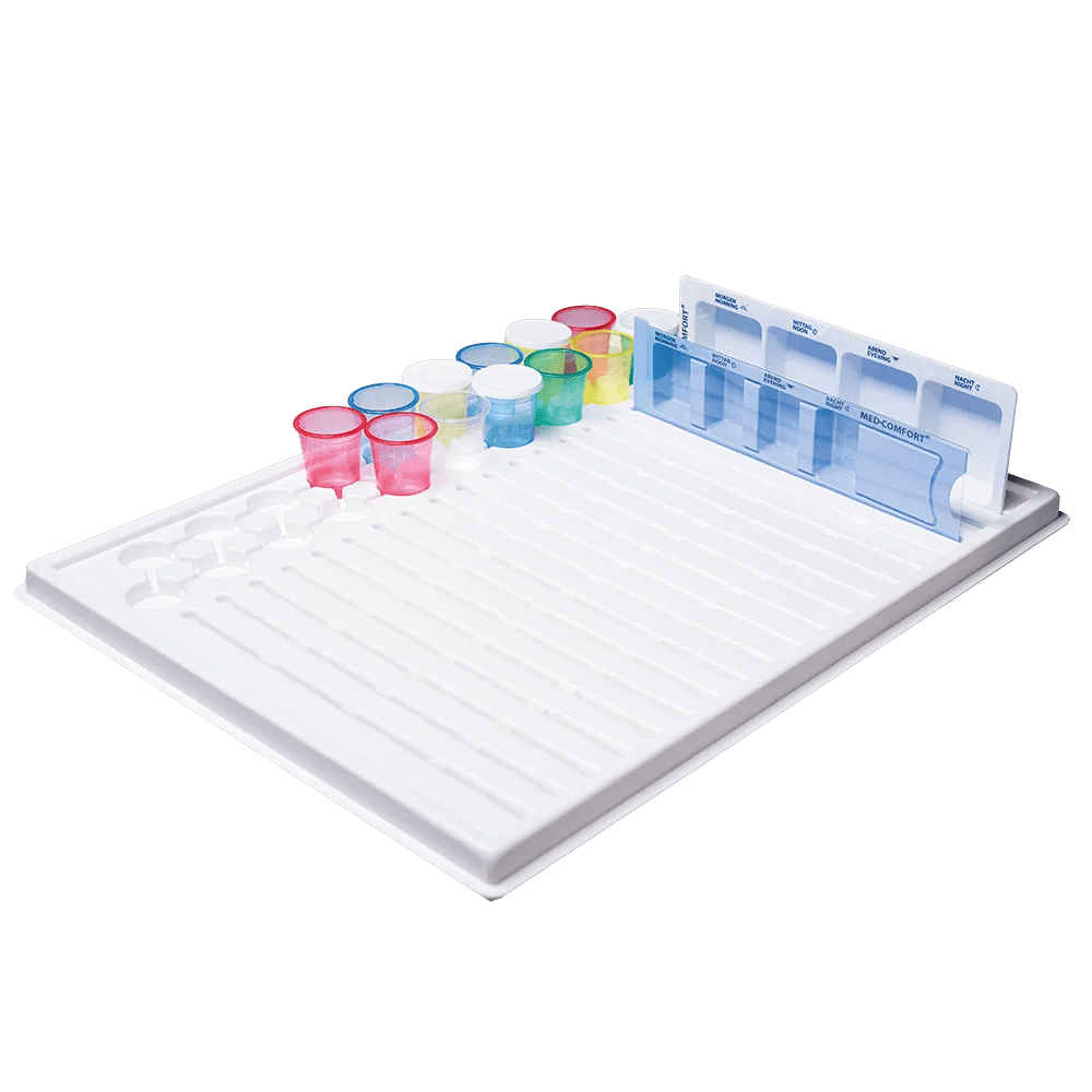 Bandeja para medicamentos, plástico, 440 x 340 x 15 mm: comprar bandeja para medicamentos para el transporte seguro de 19 dispensadores de medicamentos y 19 vasos de medicamentos como suministros para la sala y el paciente.